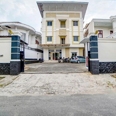 Oyo 91170 Ayahanda Residence Medan Eksteriør bilde