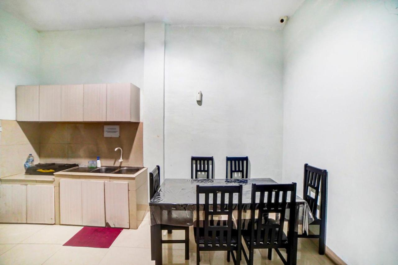 Oyo 91170 Ayahanda Residence Medan Eksteriør bilde