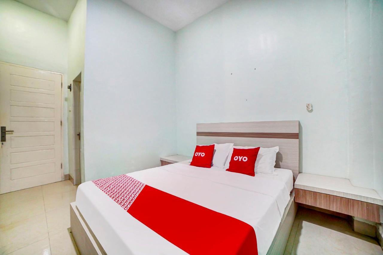 Oyo 91170 Ayahanda Residence Medan Eksteriør bilde